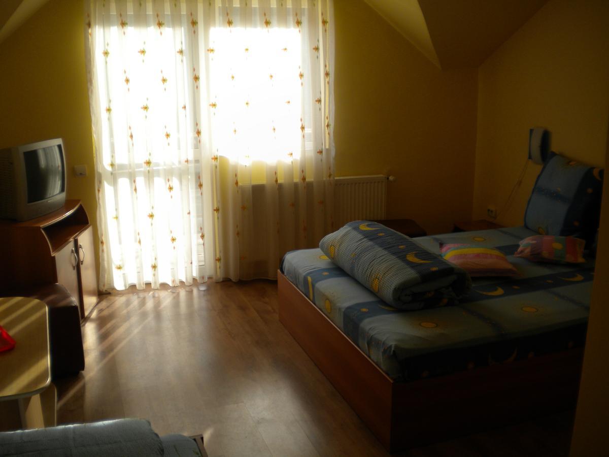 Motel Dalia Gilău Εξωτερικό φωτογραφία