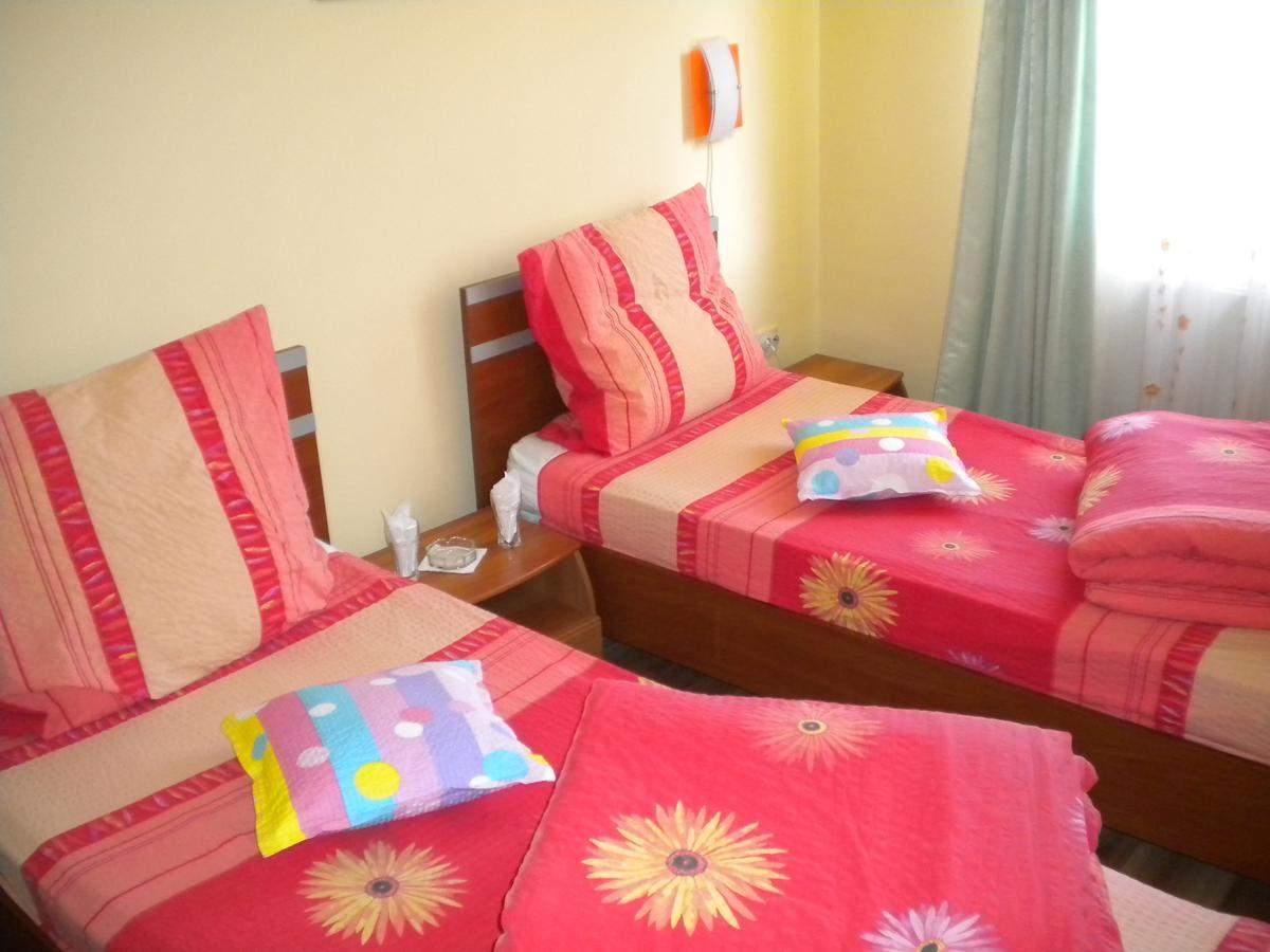 Motel Dalia Gilău Εξωτερικό φωτογραφία